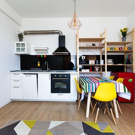 Colorful & Cozy Condo Cluj Napoca Bagian luar foto
