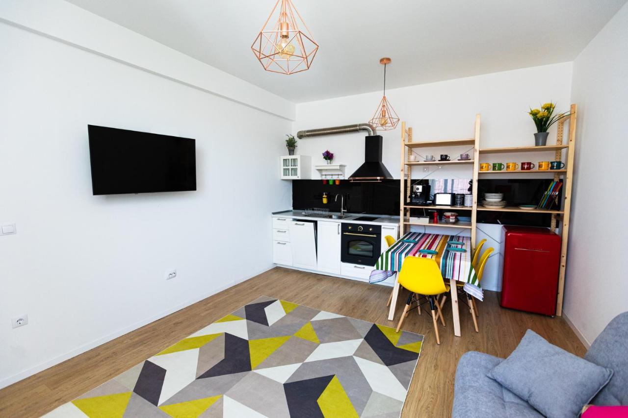 Colorful & Cozy Condo Cluj Napoca Bagian luar foto